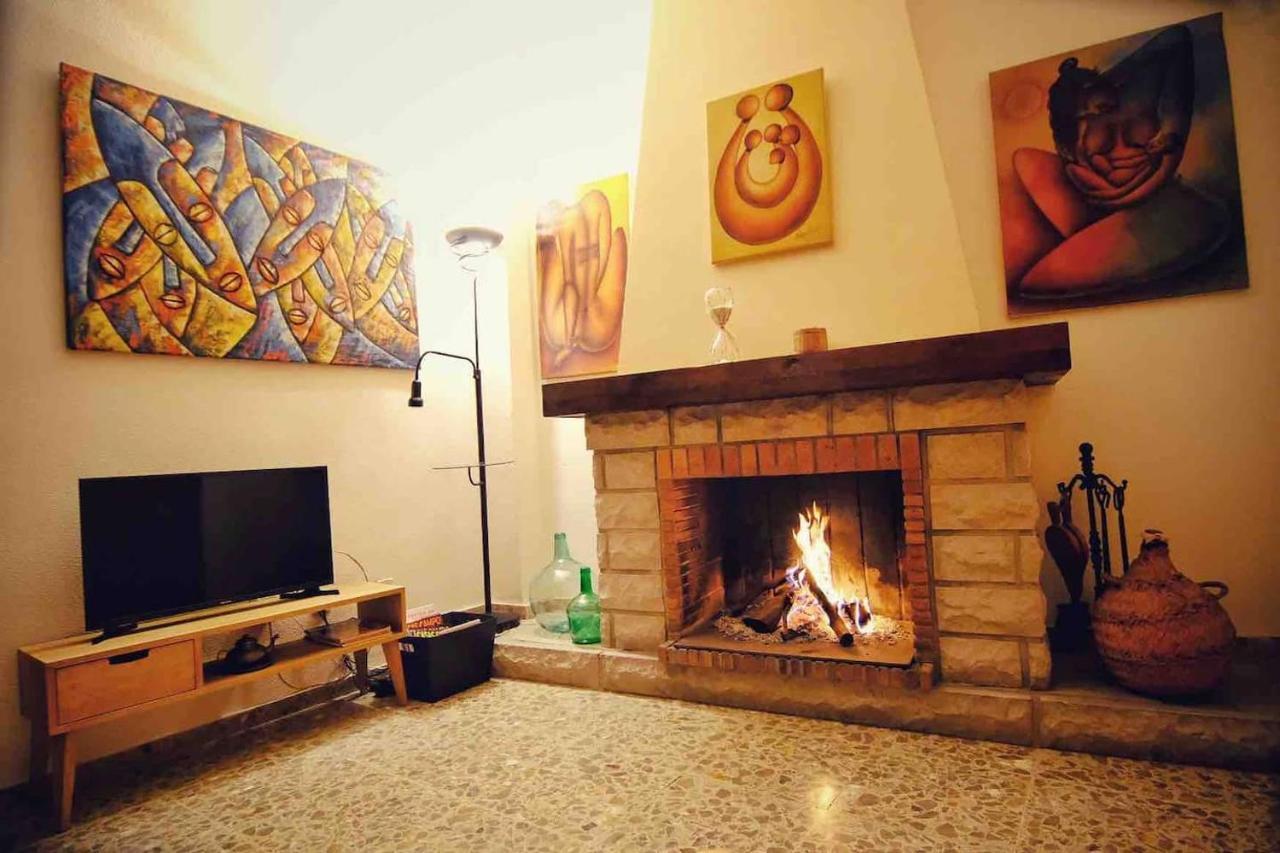 Casa Rural “Ca Robert” กัลโลซา เด เอนซาร์เรีย ภายนอก รูปภาพ