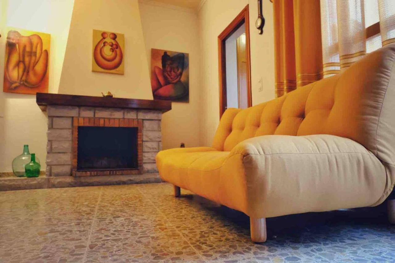 Casa Rural “Ca Robert” กัลโลซา เด เอนซาร์เรีย ภายนอก รูปภาพ
